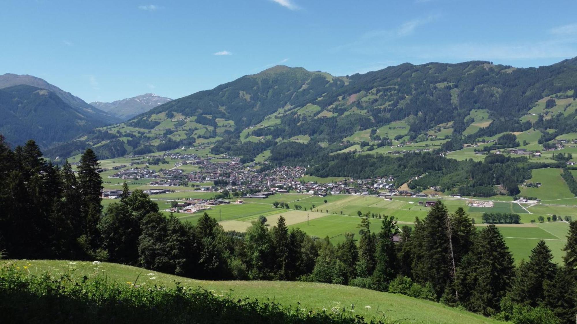 Perfect Lodgings Panorama Hart im Zillertal Exterior photo